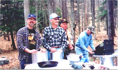 cook1.jpg (48016 bytes)